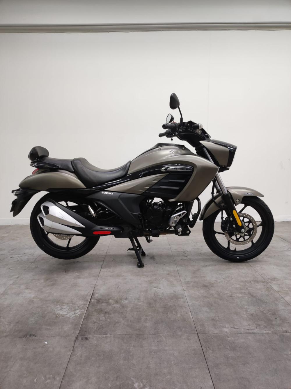 motoUsada-suzuki-intruder-150