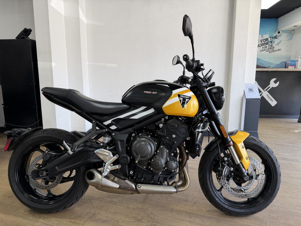 motoUsada-triumph-trident-660