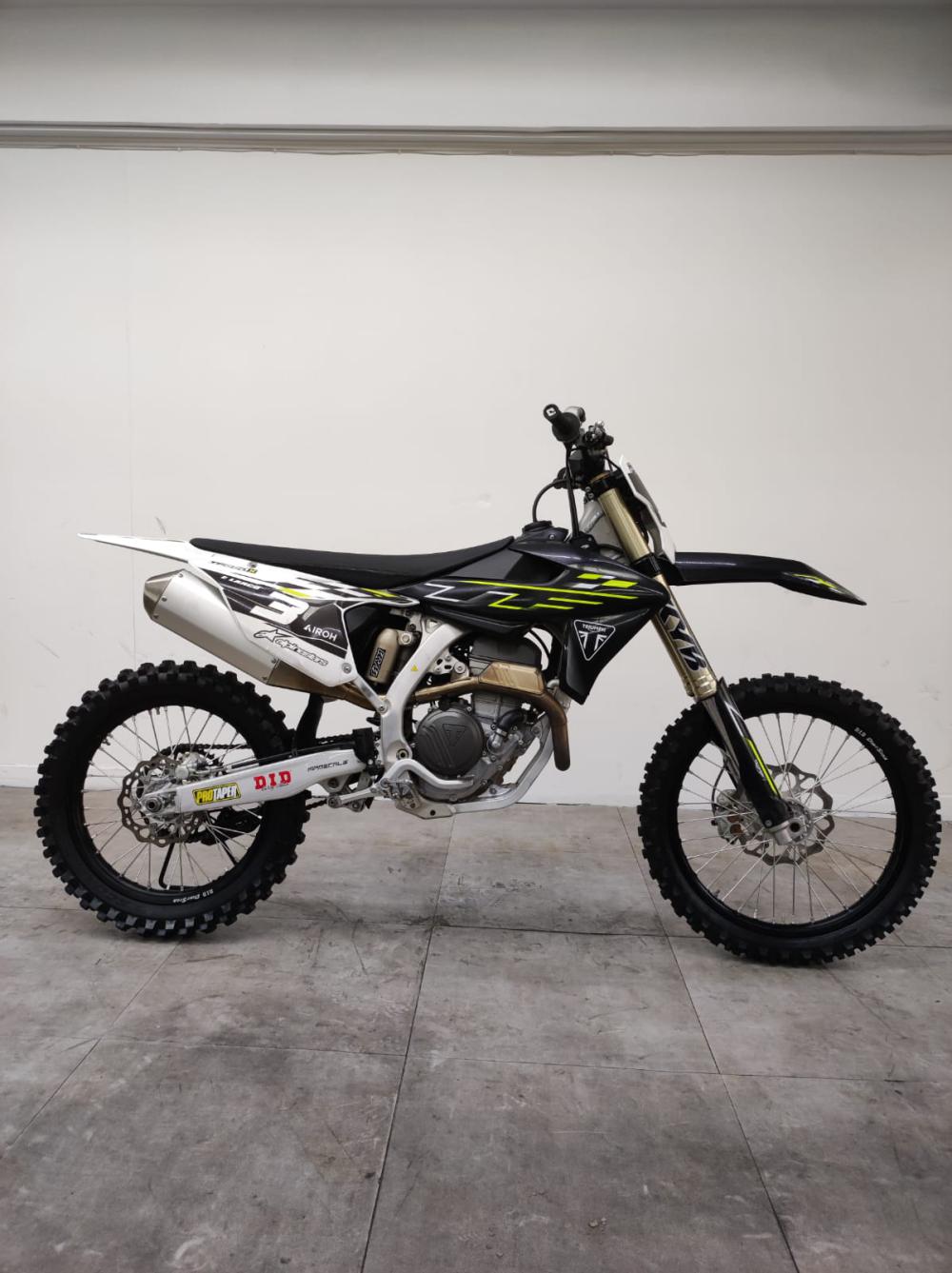 motoUsada-triumph-tf-250-x