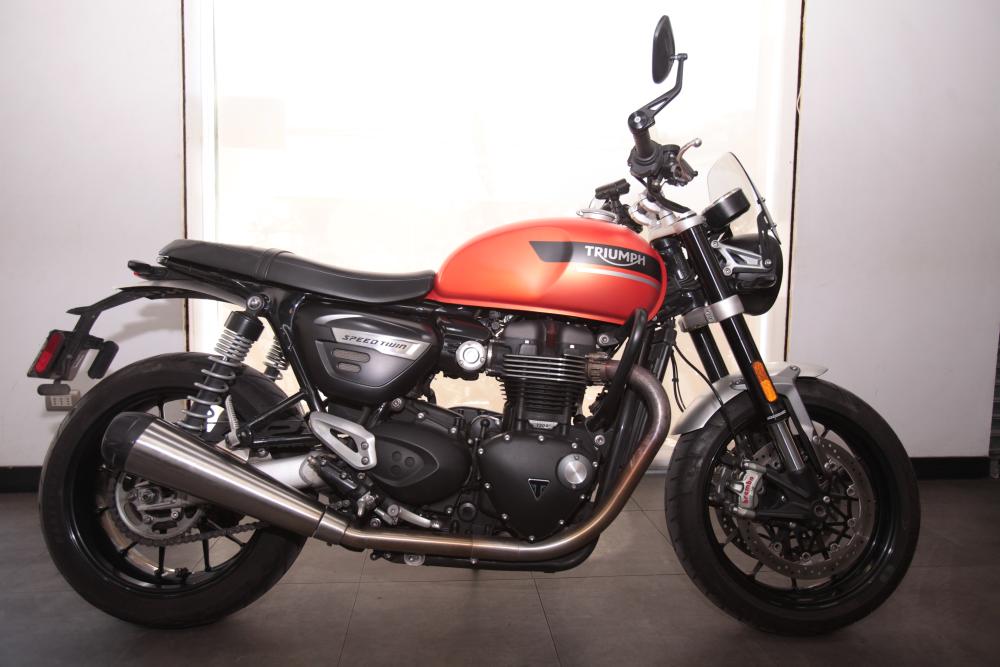 motoUsada-triumph-speed-twin-1200